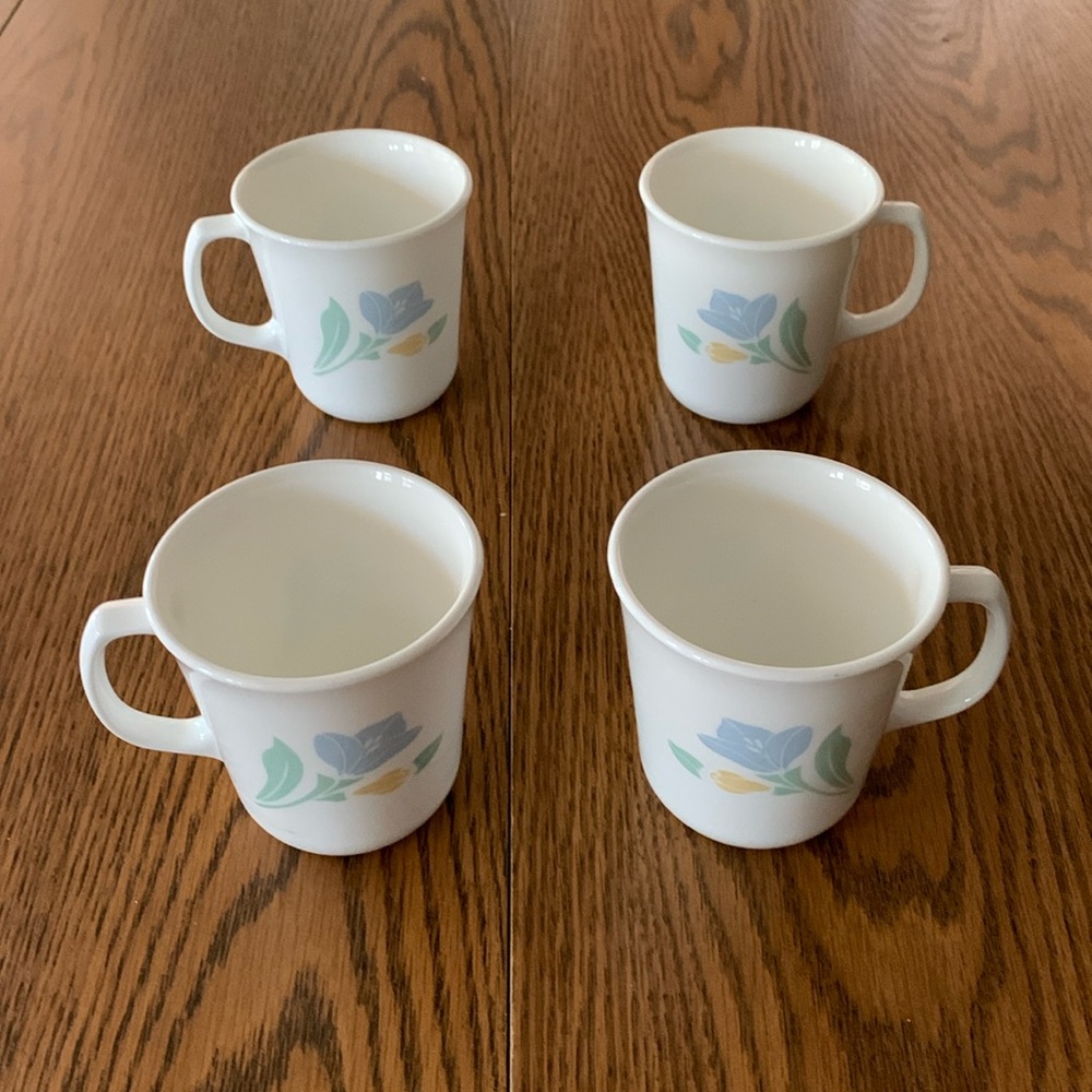 CORNING (4 cups) Drinkware Set